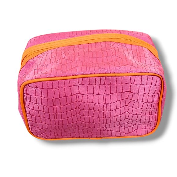 Lancôme Pink Canvas Makeup Train Case Faux Crocodile Pattern 8.5 x 5 x 5 Inch - Picture 4 of 9